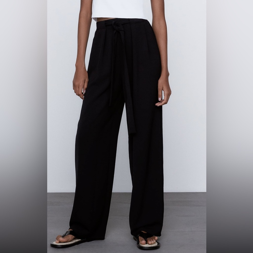 Women’s Zara wide flowy pants